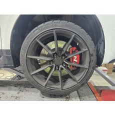 사일룬 R01 18인치 타이어