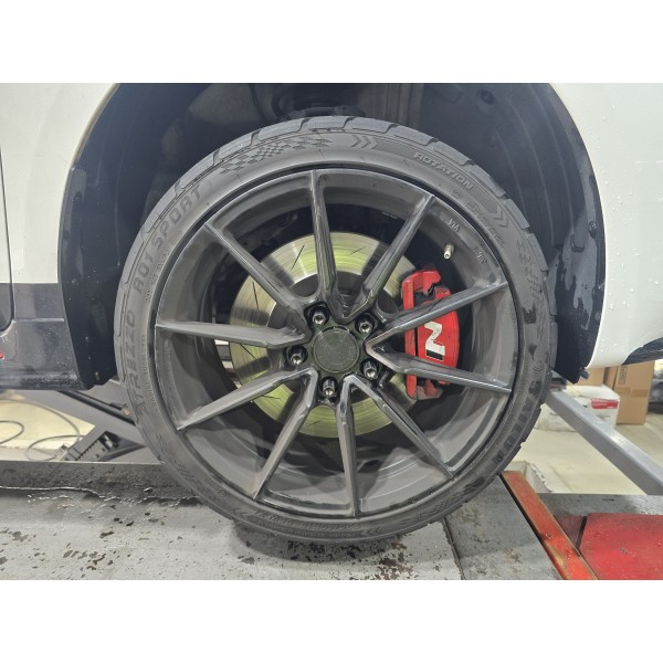 사일룬 R01 18인치 타이어